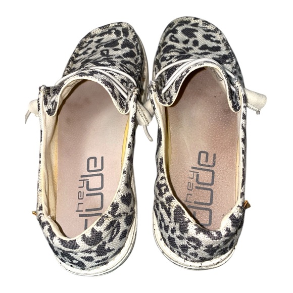 Hey Dude Wendy Cheetah Gray Print Women’s Size 8.5 EUC - Picture 7 of 7
